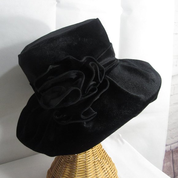 ENGLISH LADIES HAT, REPRODUCTION, NEW BLACK VELVETY SIZE M - Picture 6 of 8